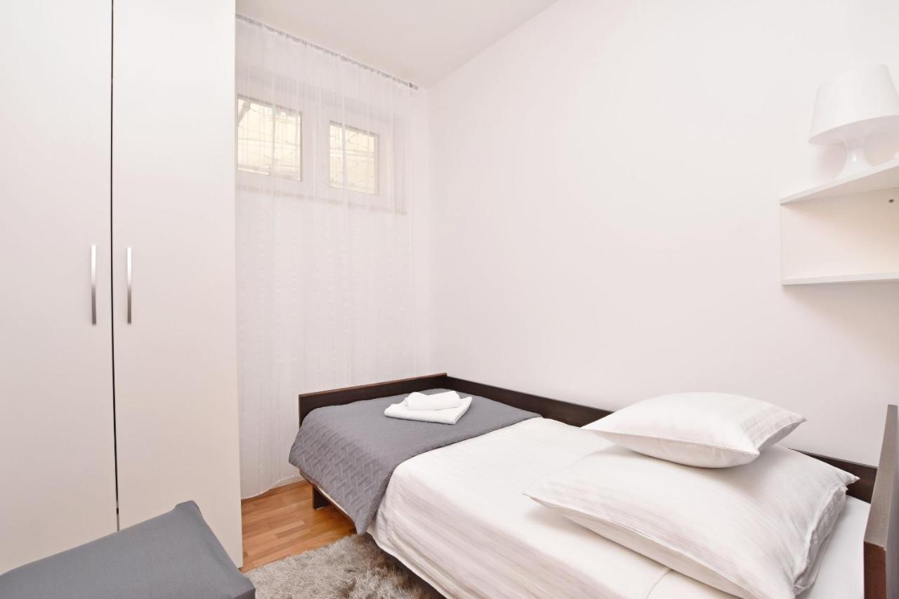 Apartment Mate أوميس المظهر الخارجي الصورة